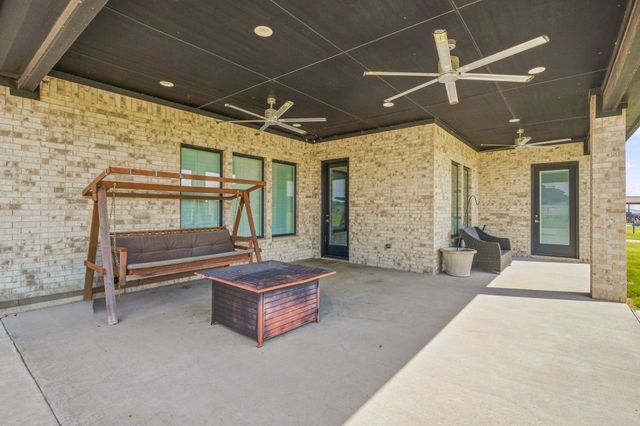 212 Buena Vista Drive, Godley, TX 76044