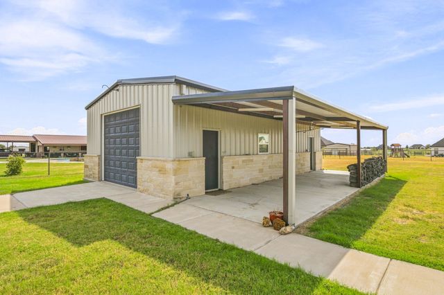 212 Buena Vista Drive, Godley, TX 76044