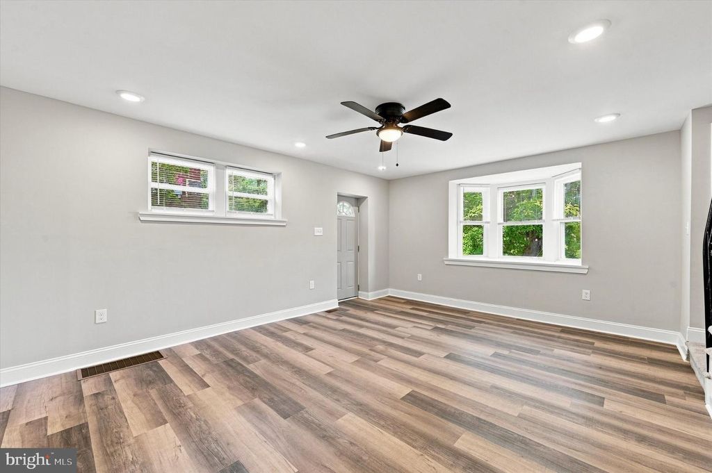 204 E MARSHALL RD, LANSDOWNE, PA 19050 — photo 5