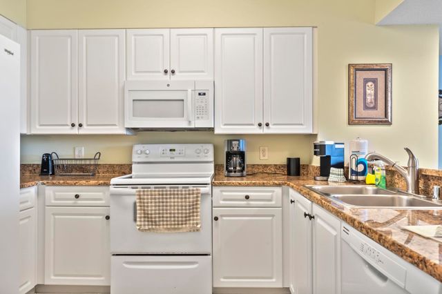 4801 Harbor Pointe Dr Unit 105, North Myrtle Beach, SC 29582