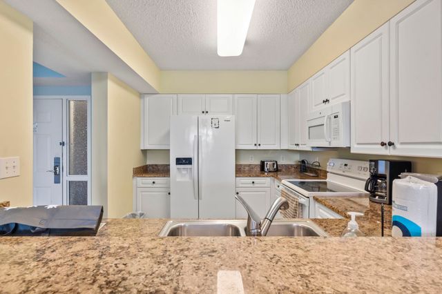 4801 Harbor Pointe Dr Unit 105, North Myrtle Beach, SC 29582