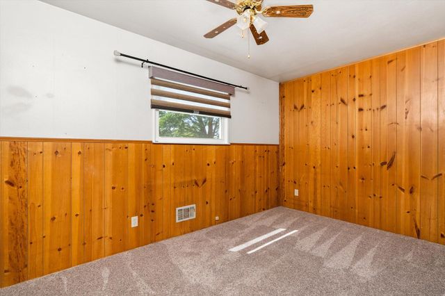 27 LAKEVIEW DR, Hamilton, NJ 08620