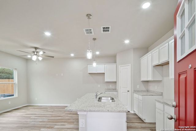 9193 Dietz Elkhorn Rd Apt 36, Boerne, TX 78015