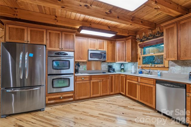 1482 Howard Moore Road, Hot Springs, NC 28743