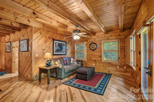 1482 Howard Moore Road, Hot Springs, NC 28743