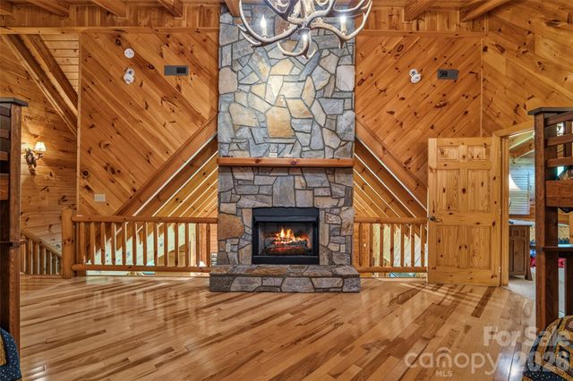 1482 Howard Moore Road, Hot Springs, NC 28743