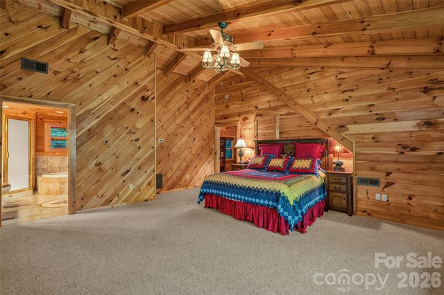1482 Howard Moore Road, Hot Springs, NC 28743