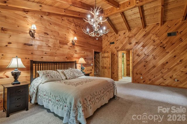 1482 Howard Moore Road, Hot Springs, NC 28743