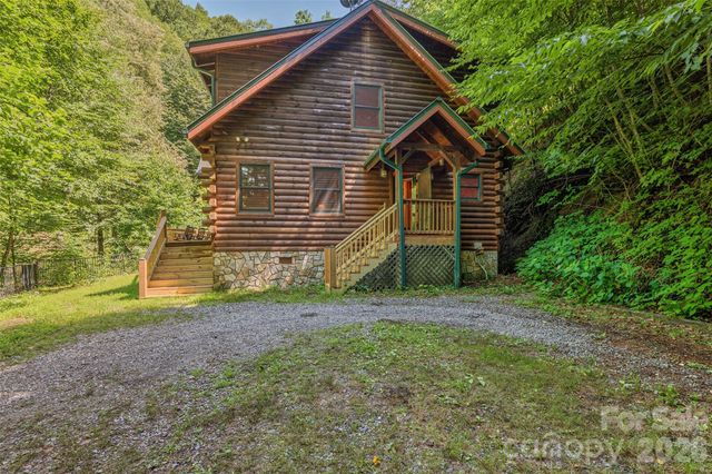 1482 Howard Moore Road, Hot Springs, NC 28743