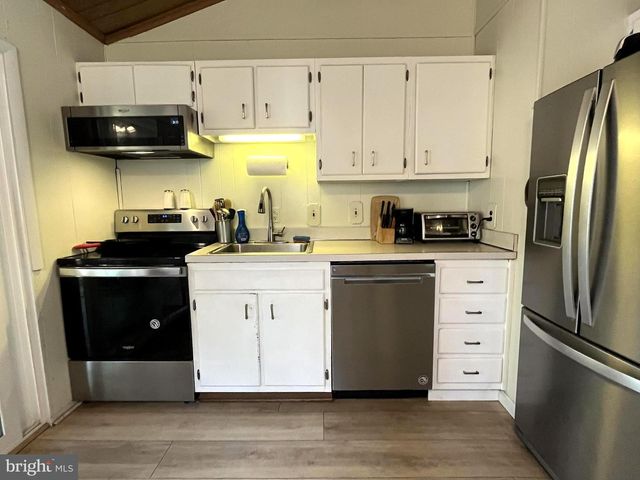 720 OCEAN PKWY, Ocean Pines, MD 21811