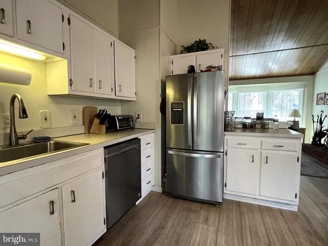 720 OCEAN PKWY, Ocean Pines, MD 21811