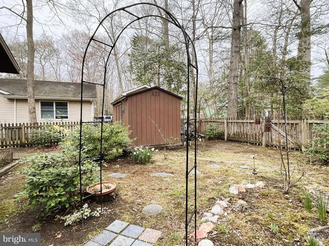 720 OCEAN PKWY, Ocean Pines, MD 21811