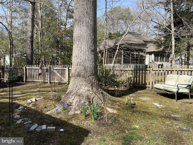 720 OCEAN PKWY, Ocean Pines, MD 21811