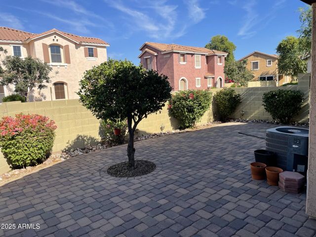 965 S HERITAGE Drive, Gilbert, AZ 85296