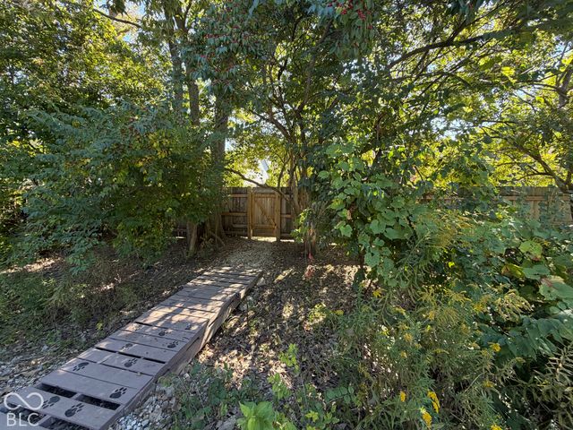 5640 Mead Drive, Indianapolis, IN 46220