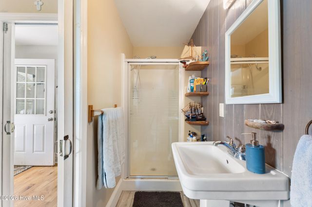 909 Cobia Lane, Wilmington, NC 28409