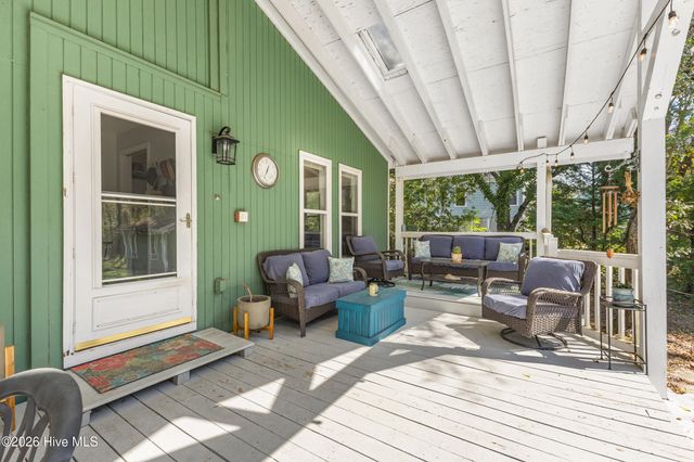 909 Cobia Lane, Wilmington, NC 28409