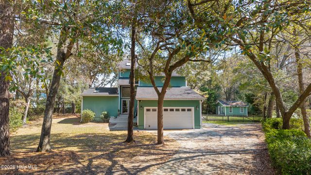 909 Cobia Lane, Wilmington, NC 28409