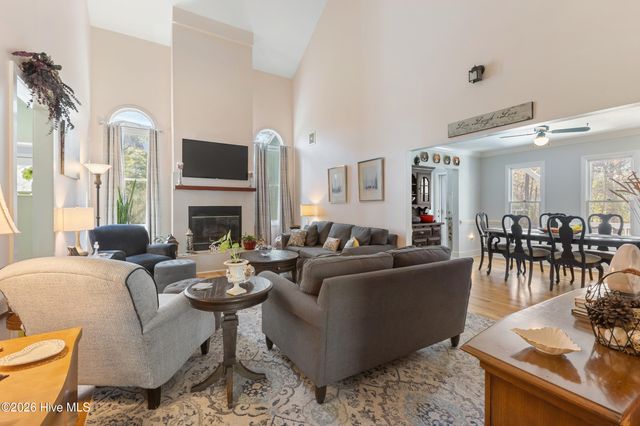 909 Cobia Lane, Wilmington, NC 28409