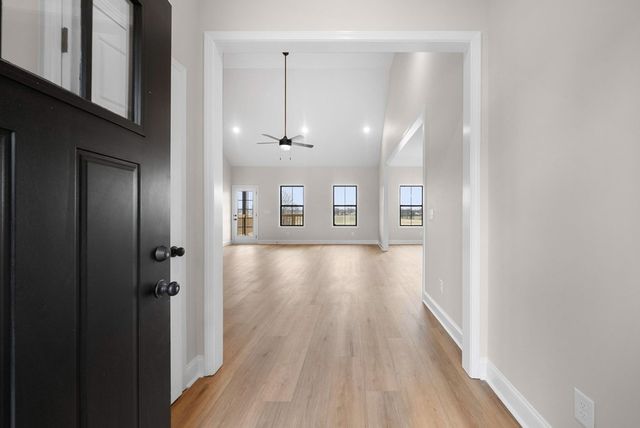 442 Old Major Ln, Hopkinsville, KY 42240