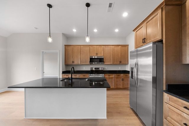 442 Old Major Ln, Hopkinsville, KY 42240