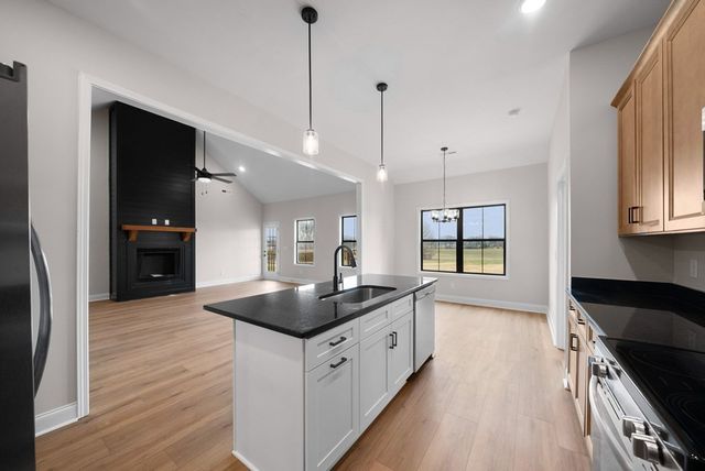 442 Old Major Ln, Hopkinsville, KY 42240