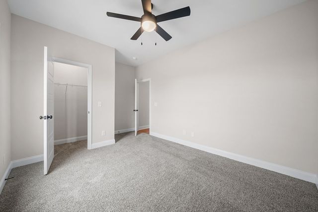 442 Old Major Ln, Hopkinsville, KY 42240