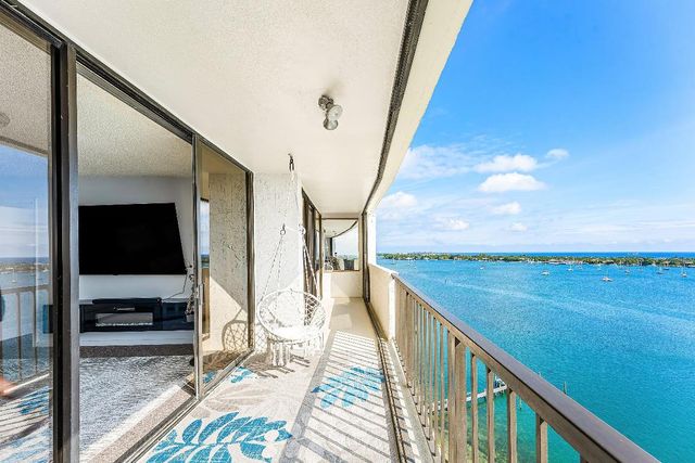 5200 N Flagler Drive 1502, West Palm Beach, FL 33407