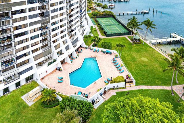 5200 N Flagler Drive 1502, West Palm Beach, FL 33407