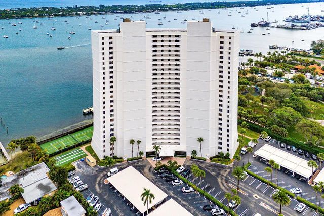 5200 N Flagler Drive 1502, West Palm Beach, FL 33407