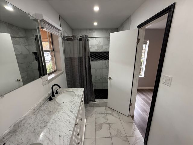 415 W Highland Drive, Whitewright, TX 75491