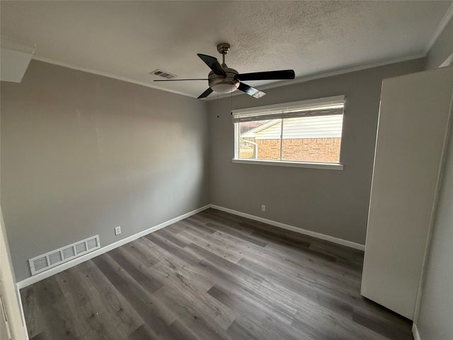 415 W Highland Drive, Whitewright, TX 75491