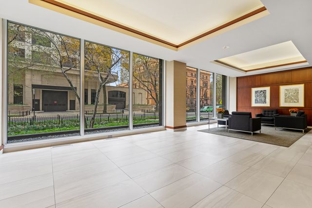 1445 N State Parkway 1904, Chicago, IL 60610