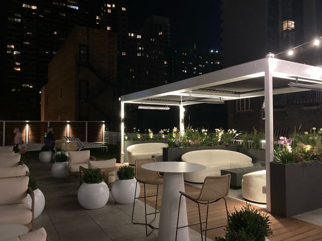 1445 N State Parkway 1904, Chicago, IL 60610