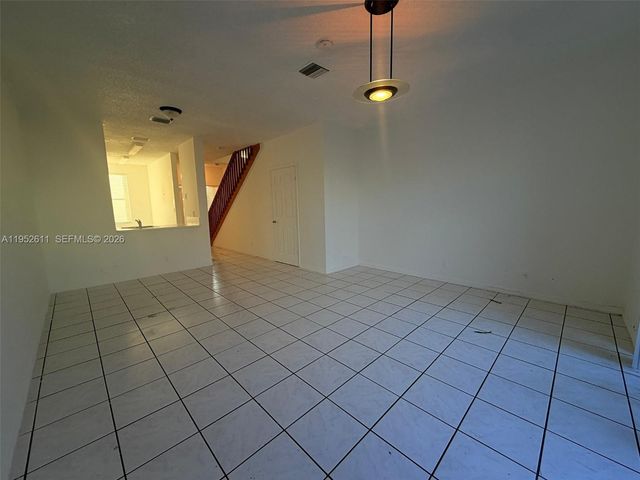 21300 NE 8th Ct 3004, Miami, FL 33179