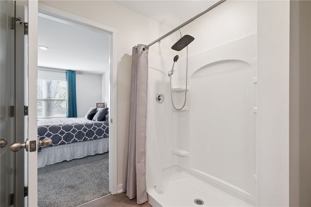 225 Sumac Dr., Palo, IA 52324