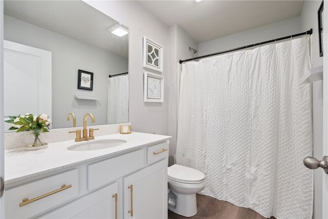 225 Sumac Dr., Palo, IA 52324