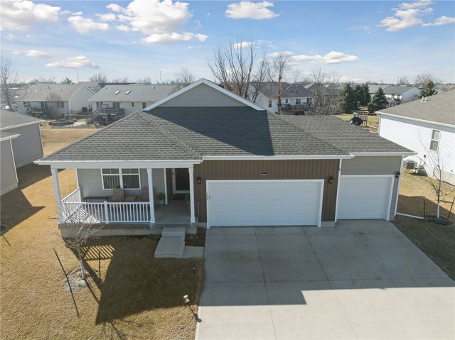 225 Sumac Dr., Palo, IA 52324