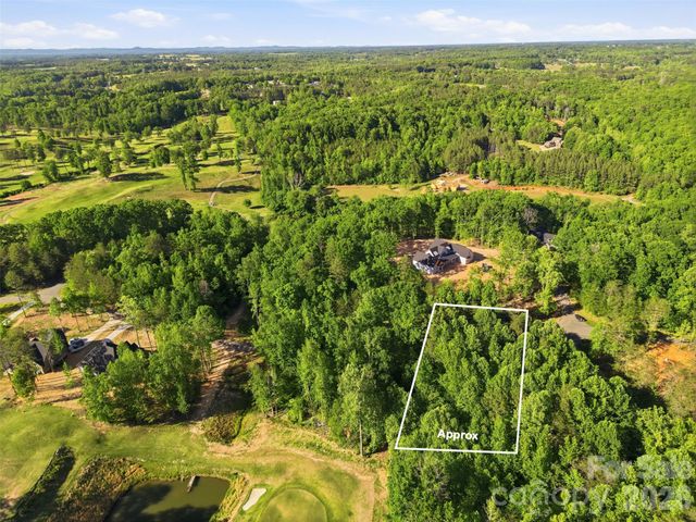 296 Broken Arrow Drive, Statesville, NC 28677