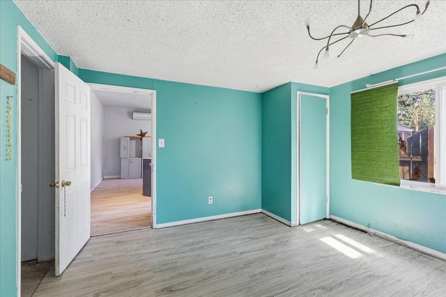 11734 14th Avenue S, Seattle, WA 98168