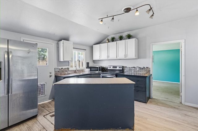 11734 14th Avenue S, Seattle, WA 98168