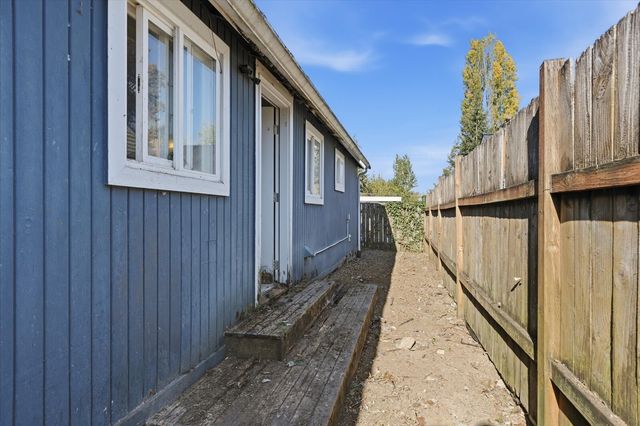 11734 14th Avenue S, Seattle, WA 98168