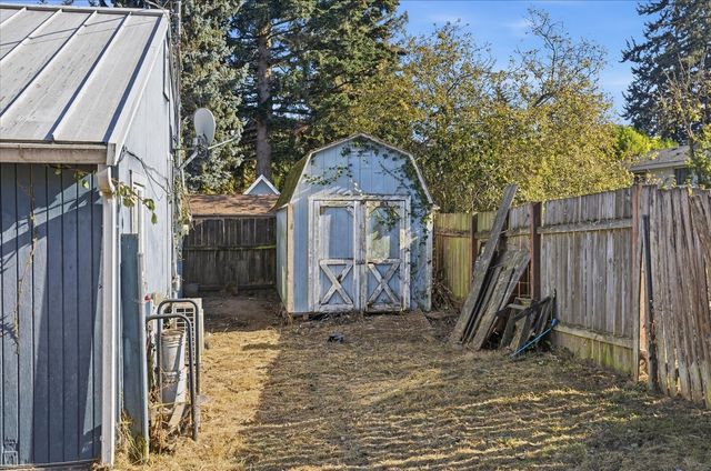 11734 14th Avenue S, Seattle, WA 98168