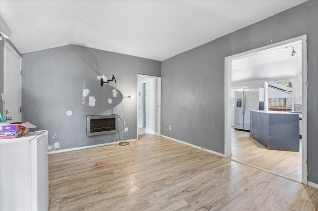 11734 14th Avenue S, Seattle, WA 98168