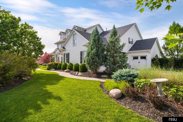 4809 S 236th Circle, Omaha, NE 68022