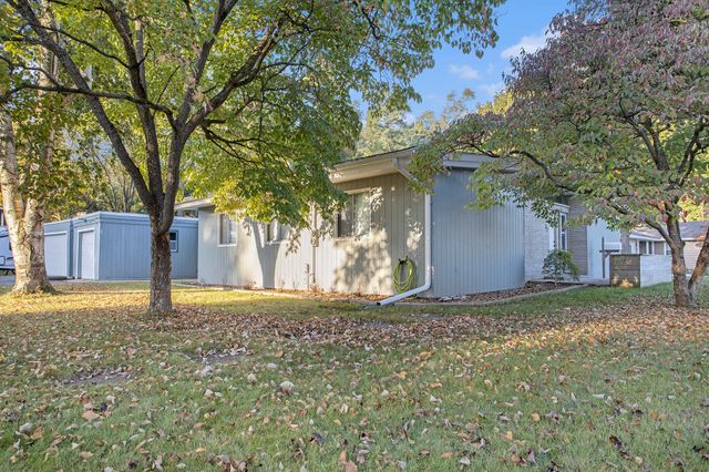 32 Golden Avenue, Battle Creek City, MI 49015