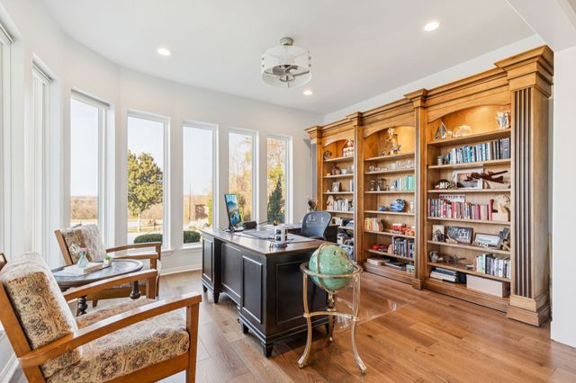 2198 Lakeridge Drive, Grapevine, TX 76051