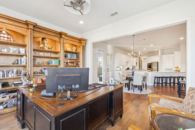 2198 Lakeridge Drive, Grapevine, TX 76051