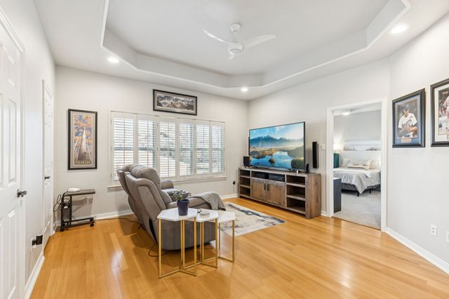 2198 Lakeridge Drive, Grapevine, TX 76051