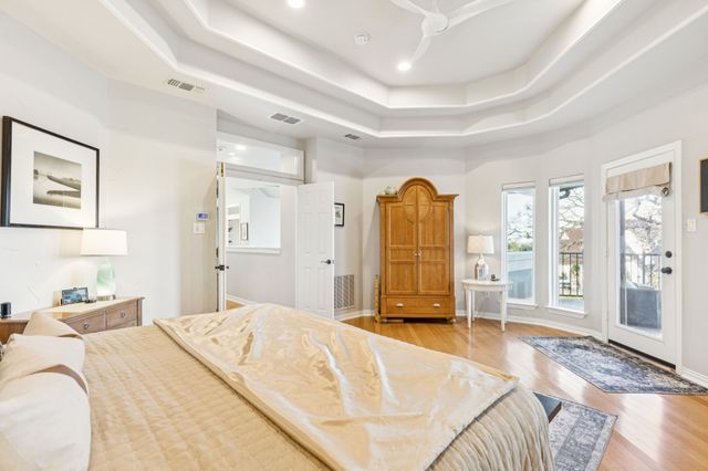 2198 Lakeridge Drive, Grapevine, TX 76051